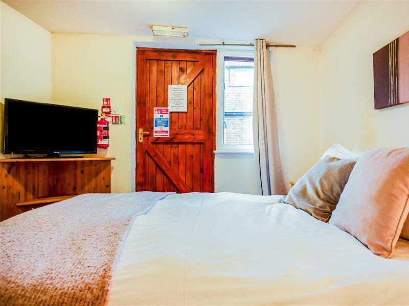 Hotel Oyo The White Horse, Ripon North Yorkshire Extérieur photo