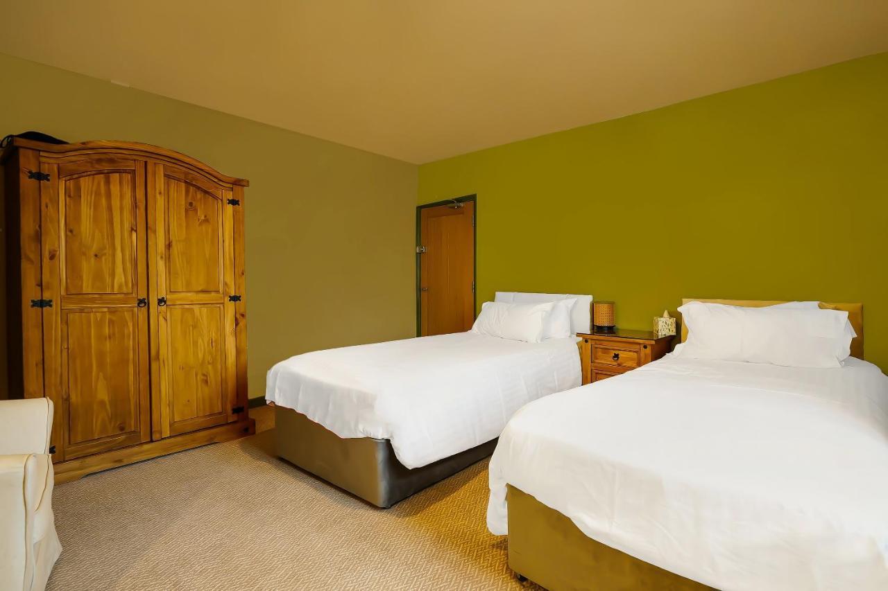 Hotel Oyo The White Horse, Ripon North Yorkshire Extérieur photo