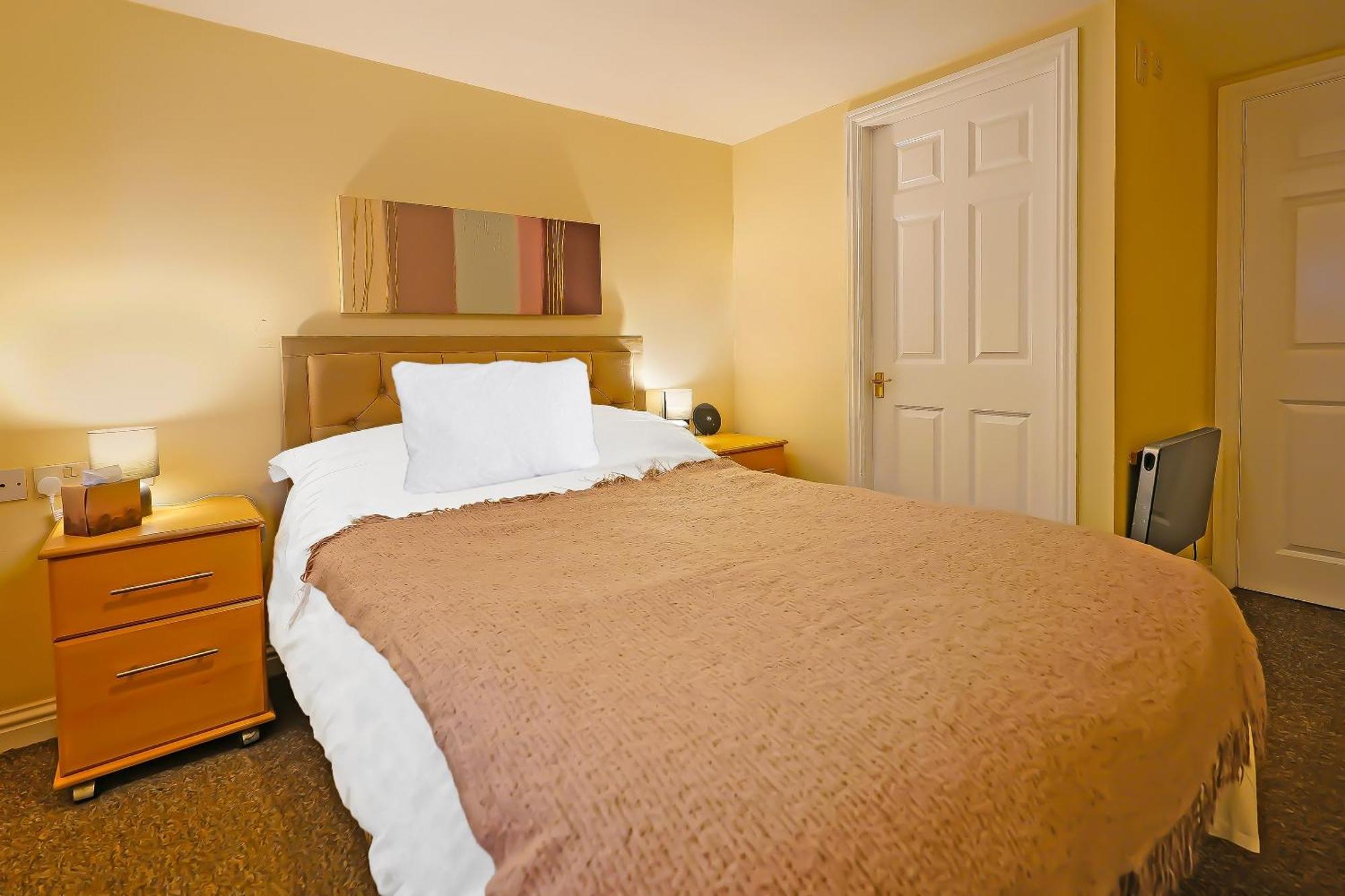 Hotel Oyo The White Horse, Ripon North Yorkshire Extérieur photo